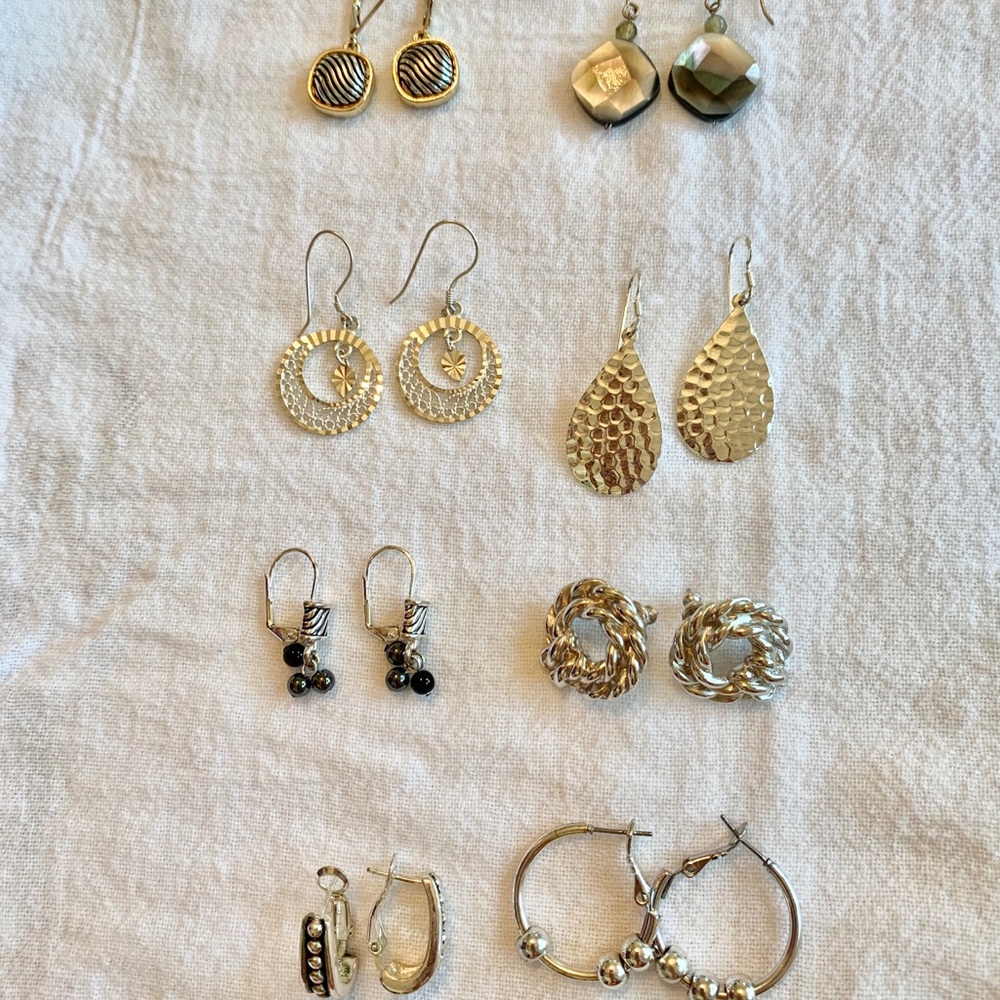 Beautiful 8 pair Earring Bundle!